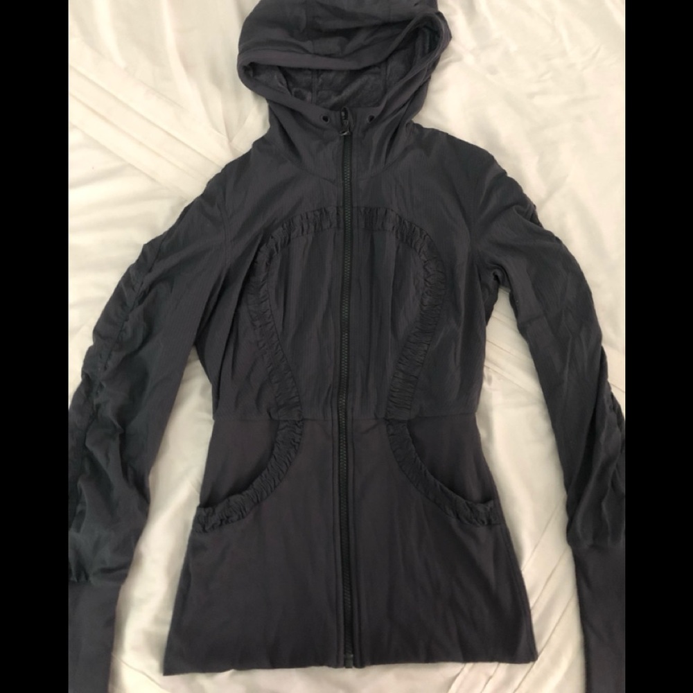 Lululemon Dance Studio Zip Up Jacket Size 4 Grey